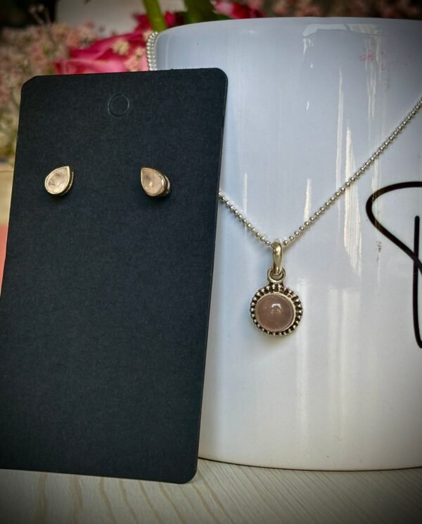 Rose quartz stone pendant - Image 2