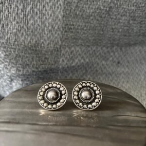 Dana work silver studs in oxdised finished