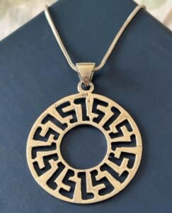 Scared Spin Pendant in 925 silver