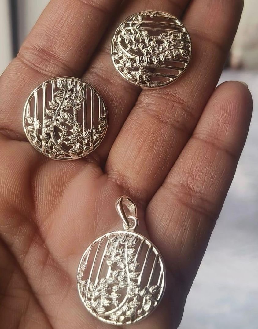 Round jaali work silver earrings and pendant set