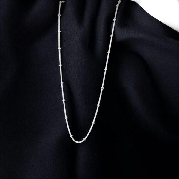 Snake chain with silver beads