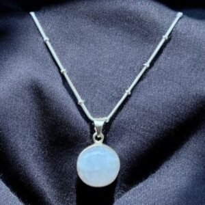 Moonstone round pendant in 925 Silver