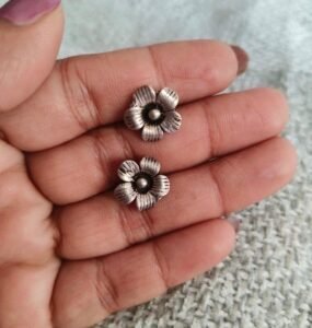 Nayra studs - 925 silver