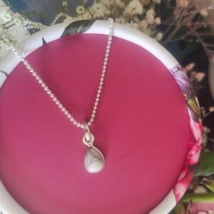925 HOWLITE STONE PENDANT
