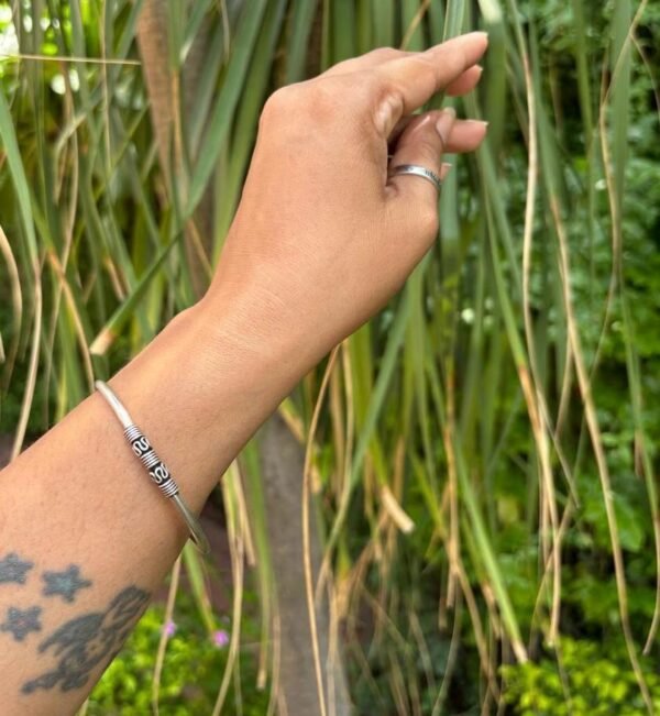 Silver bangle with lock - 925 silver - Image 2