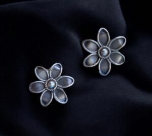 BloomAura – Oxidised Silver Earrings