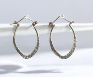 Oval Hammered hoops - 925 silver
