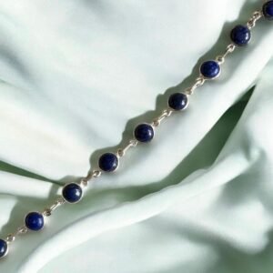 Silver chain bracelet in lapis stone