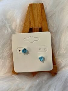 Blue topaz stone stud - 925 silver