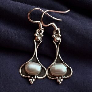 Oval Pearl Vintage Drop Earrings – 925 Silver