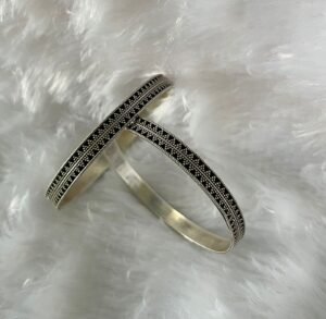Beaded pattern oxidised silver bangles