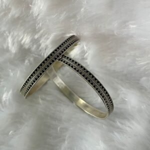 Beaded pattern oxidised silver bangles