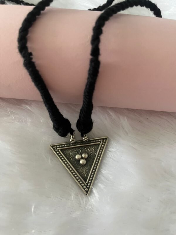 Tribal triangle pendant necklace – 925 silver - Image 2
