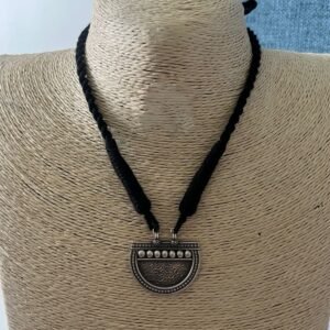 Vintage half-moon pendant necklace – 925 silver