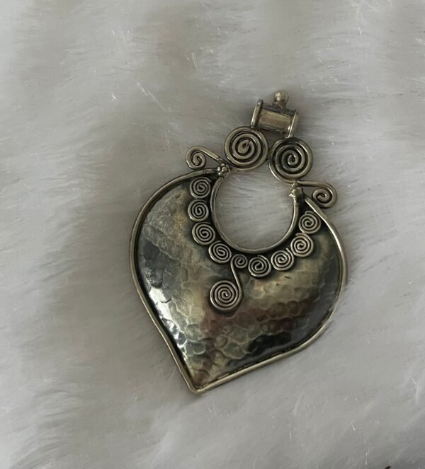 Hammered spiral drop pendant – 925 silver