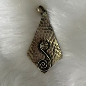 Textured diamond spiral pendant – 925 silver