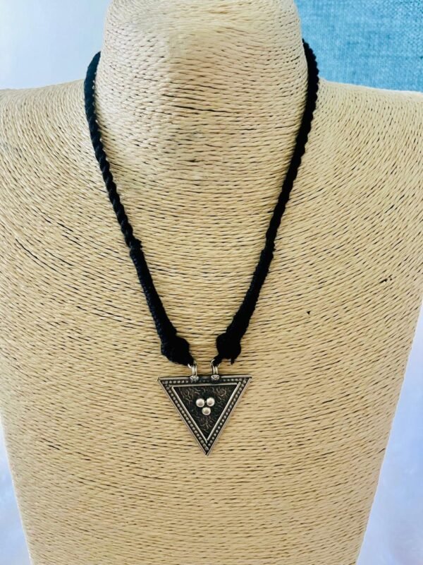 Tribal triangle pendant necklace – 925 silver
