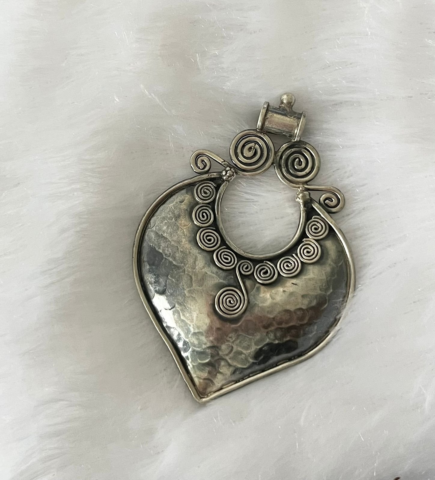 Hammered spiral drop pendant – 925 silver