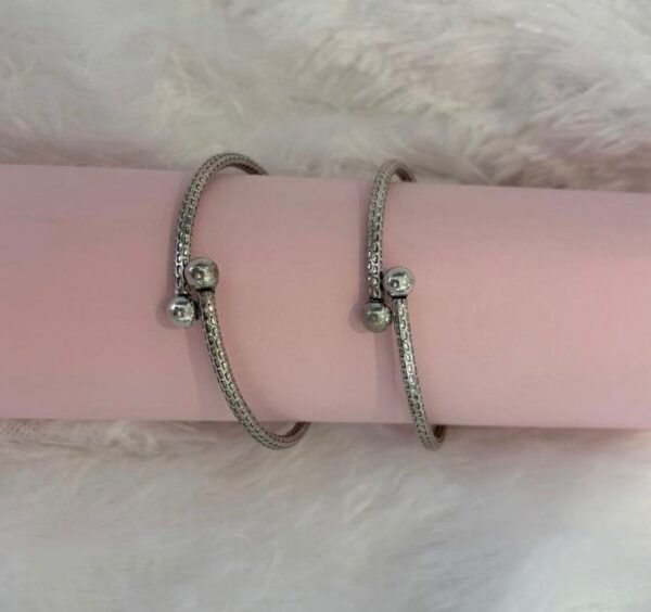 Textured ball-end kada – 925 silver