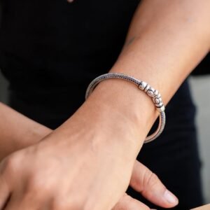 Engraved barrel-lock bracelet – 925 silver