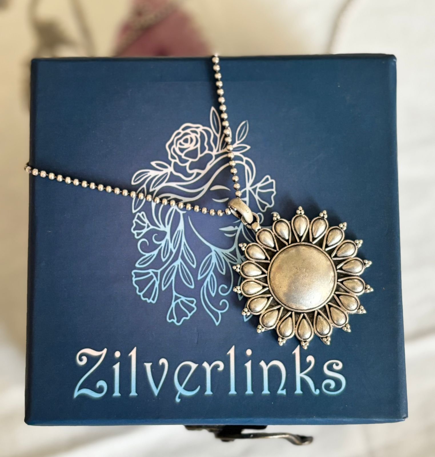 Sunburst pendant – 925 silver