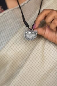 Vintage half-moon pendant necklace – 925 silver