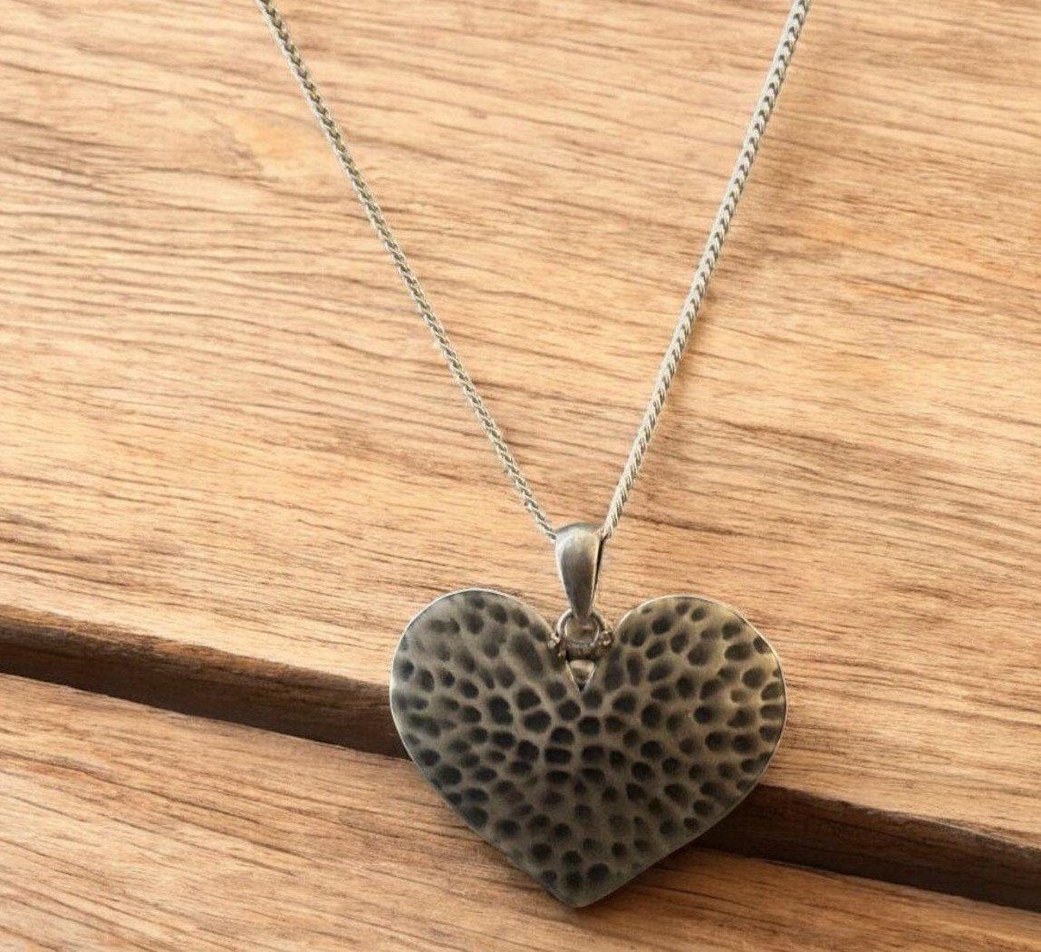 Hammered Heart Pendant – 925 Silver
