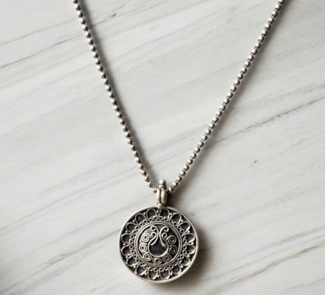Mandala Round Pendant – 925 Silver