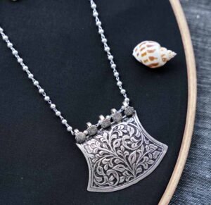 925 Sterling Silver Floral Engraved Temple Pendant Necklace.