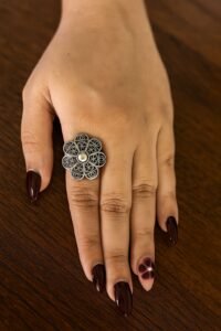 Vintage Floral 925 Silver Statement Ring
