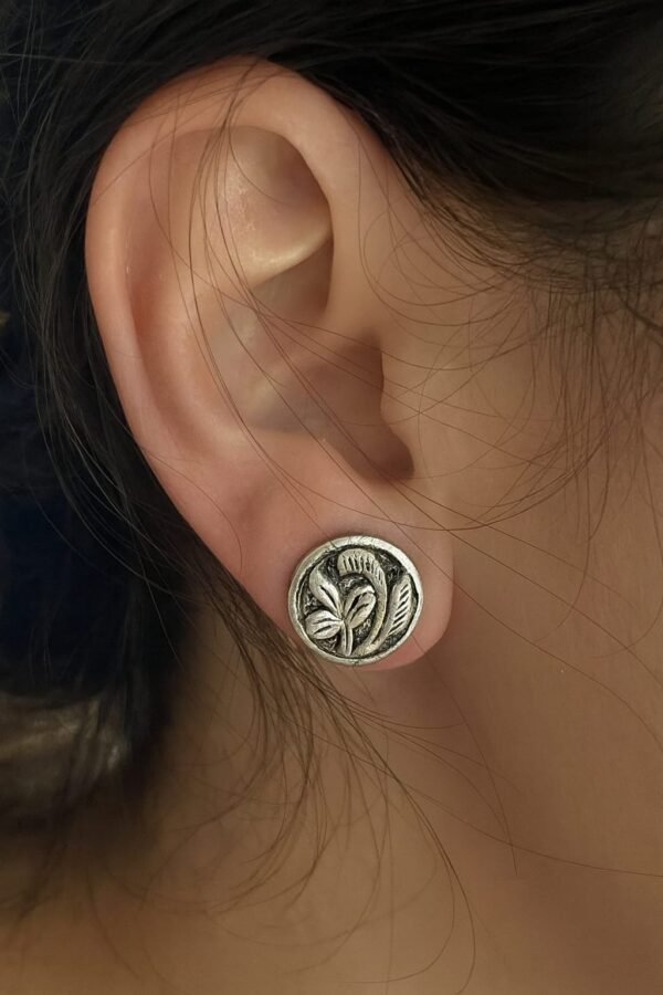 Floral engraved Chittai silver studs