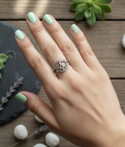 Om ring with intricate work in 925 silver