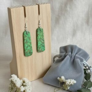 Stone dangler earring