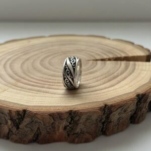 Scroll pattern ring in 925 silver