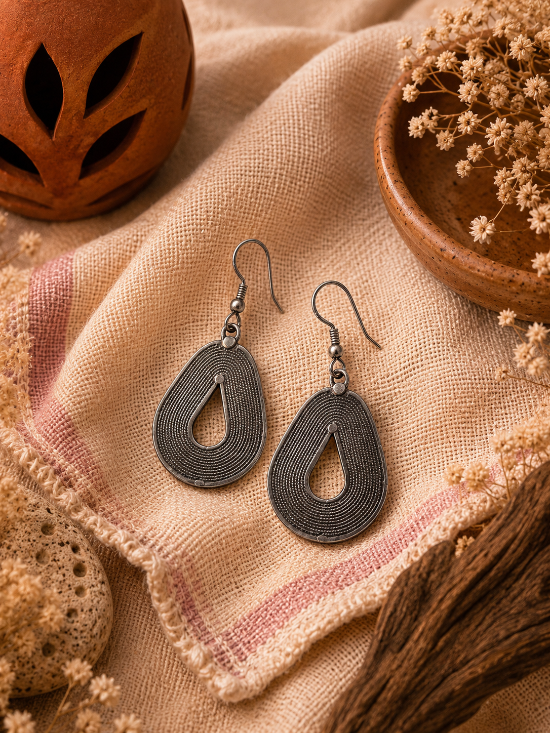 Filigree Teardrop Textured Earrings - Image 3