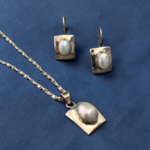 Vintage Pearl Drop Earrings & Pendant Necklace Set