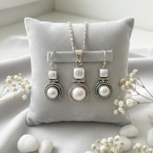 Vintage Pearl Pendant Necklace & Drop Earrings Set